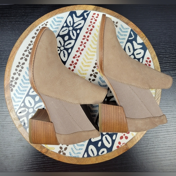 EILEEN FISHER women's bayo earth booties in earth tumbled nubuck Woman  Size 5.5 - Picture 6 of 13